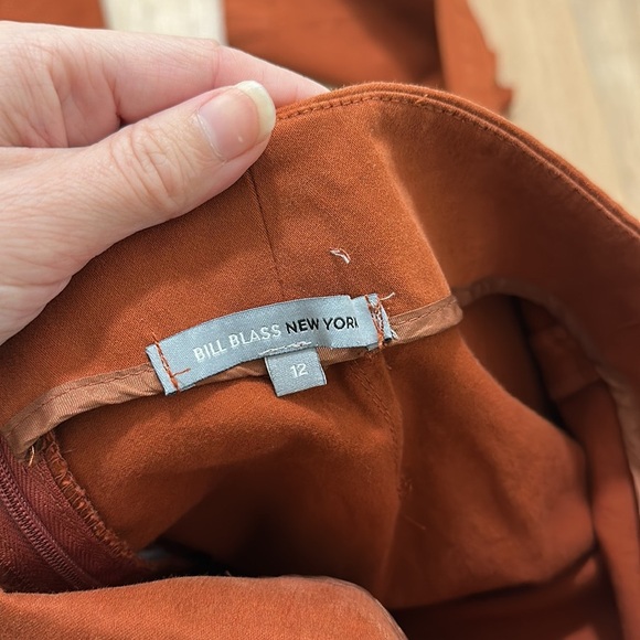 BILL BLASS | Burnt Orange Flare Pants - Picture 3 of 3